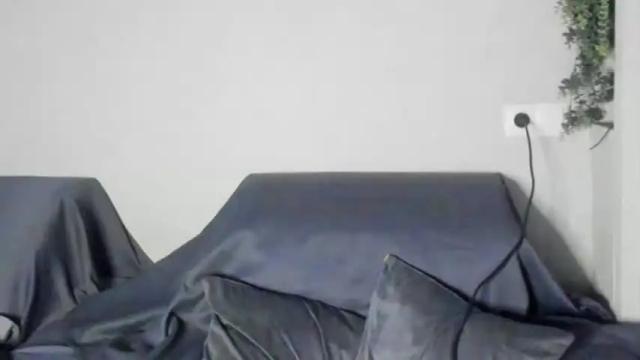 Image 11 of misslilymariaxo Stream on Chaturbate on 16 months ago