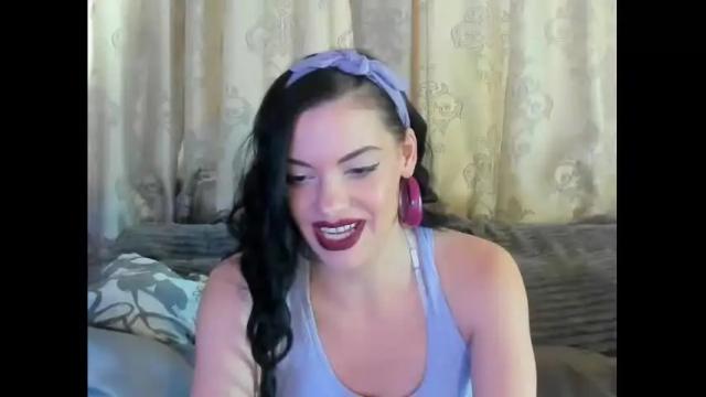Image 3 of misslilymariaxo Stream on Chaturbate on 15 months ago