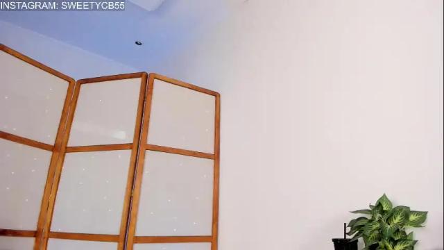 Image 12 of misslindadiaomond Stream on Chaturbate on 26 days ago