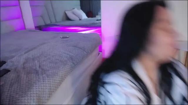 Image 2 of missloise Stream on Chaturbate on 2 months ago