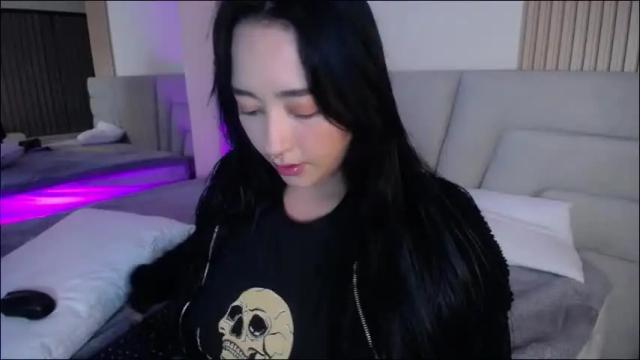 Image 2 of missloise Stream on Chaturbate on 1 month ago