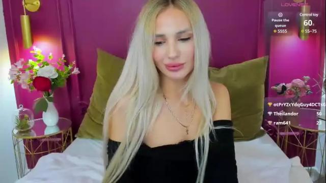Image 8 of misslou_ Stream on Chaturbate on 2 months ago