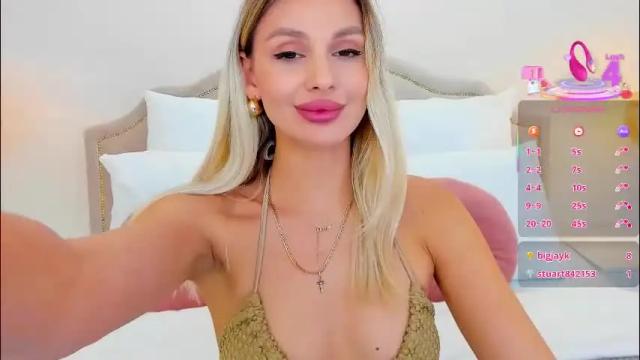 Image 7 of misslou_ Stream on Chaturbate on 1 month ago