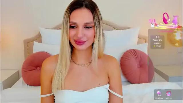 Image 7 of misslou_ Stream on Chaturbate on 1 month ago