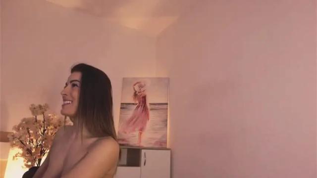 Image 7 of misslullu Stream on Chaturbate on 28 days ago