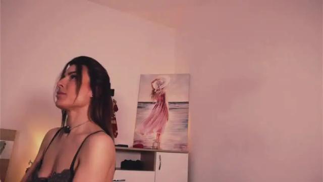 Image 12 of misslullu Stream on Chaturbate on 1 month ago