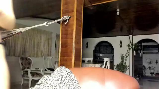 Image 6 of missluna27 Stream on Chaturbate on 28 days ago