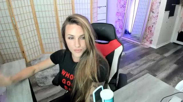 Image 2 of misslusciousxox Stream on Chaturbate on 1 month ago