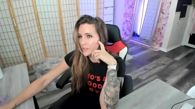 Image 7 of misslusciousxox Stream on Chaturbate on 1 month ago