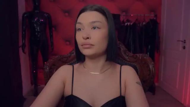 Image 2 of missluxxandra Stream on Chaturbate on 15 months ago