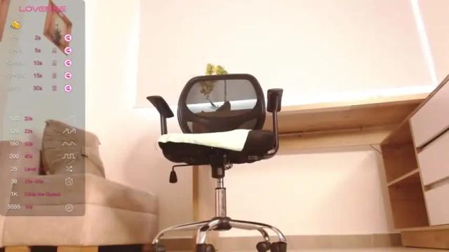 Image 10 of missmabelle Stream on Chaturbate on 23 months ago