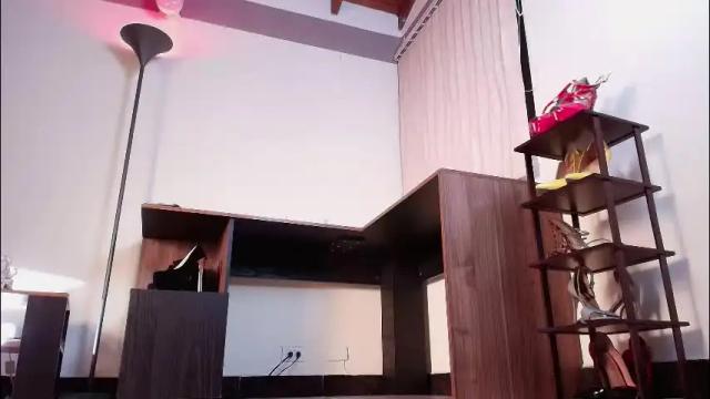 Image 12 of missmabelle_ Stream on Chaturbate on 23 days ago