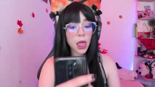 Image 7 of missmaddox Stream on Chaturbate on 16 months ago