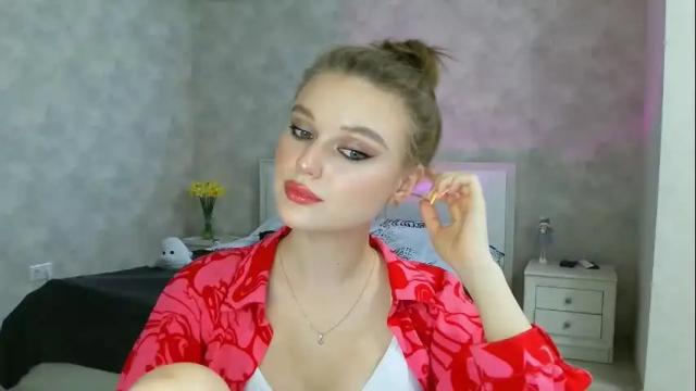 Image 2 of missmariat Stream on Chaturbate on 3 months ago