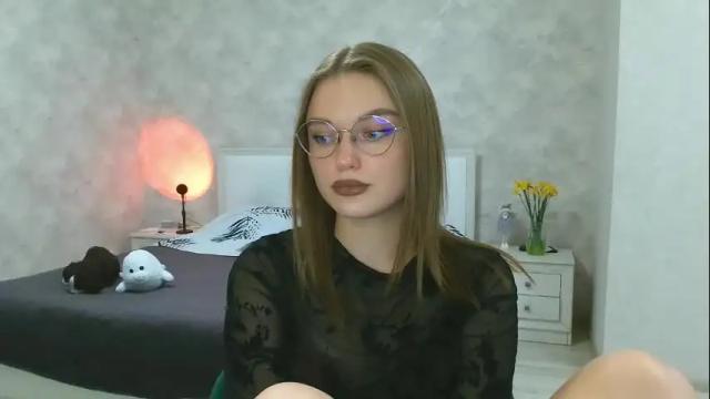 Image 2 of missmariat Stream on Chaturbate on 3 months ago