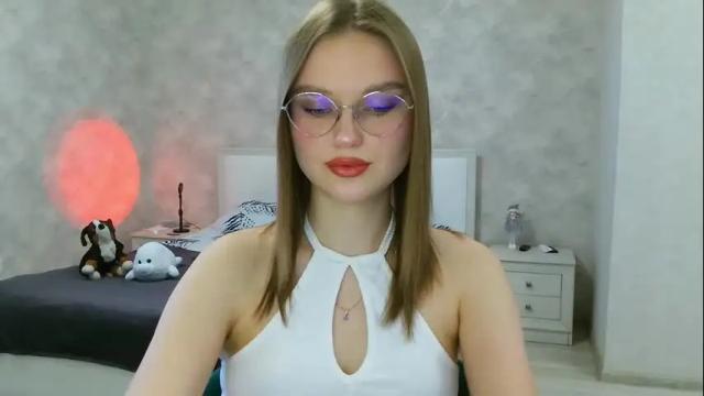Image 8 of missmariat Stream on Chaturbate on 3 months ago