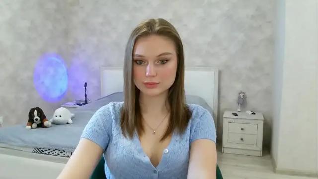 Image 3 of missmariat Stream on Chaturbate on 3 months ago