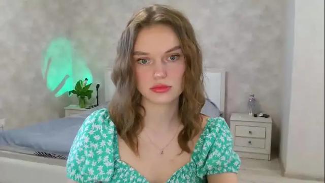 Image 6 of missmariat Stream on Chaturbate on 3 months ago