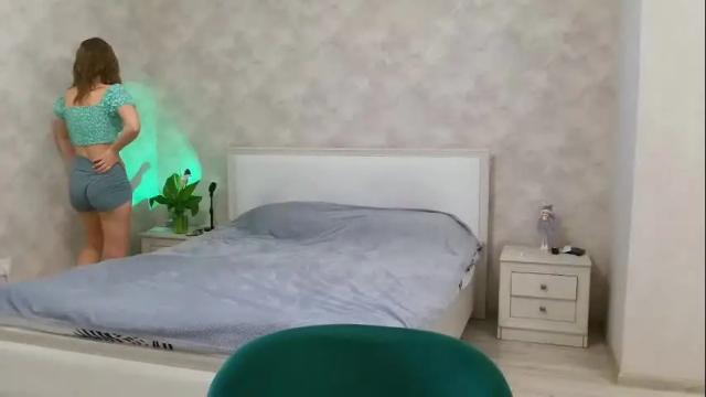 Image 8 of missmariat Stream on Chaturbate on 3 months ago