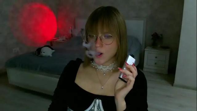 Image 3 of missmariat Stream on Chaturbate on 3 months ago