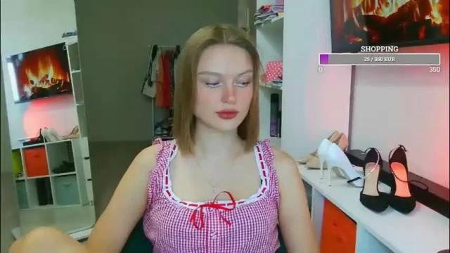 Image 2 of missmariat Stream on Chaturbate on 12 days ago