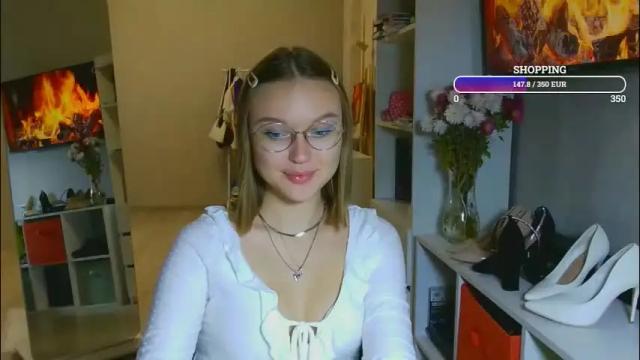 Image 11 of missmariat Stream on Chaturbate on 7 days ago