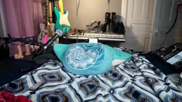Thumbnail 1, missmelodylane's Stream at Chaturbate, 12 months ago