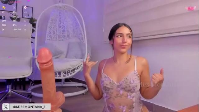 Image 6 of missmontana1 Stream on Chaturbate on 12 days ago