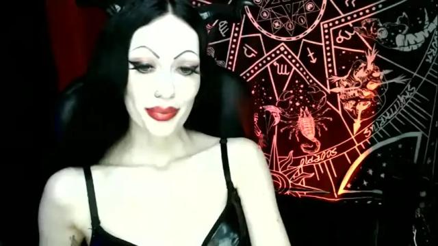 Image 6 of missmoondoll Stream on Chaturbate on 2 months ago