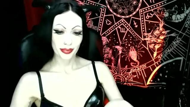 Image 7 of missmoondoll Stream on Chaturbate on 2 months ago