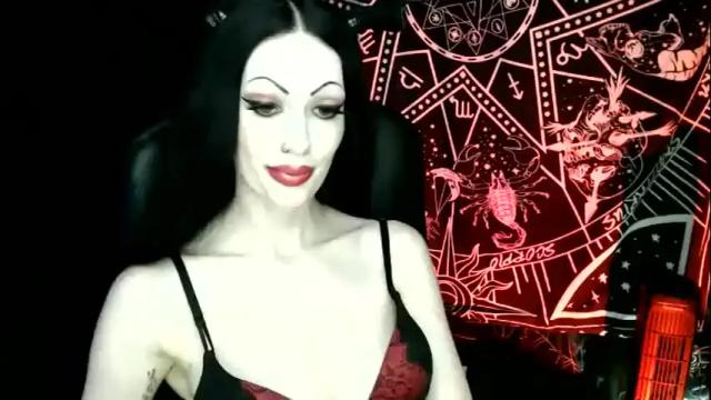 Image 7 of missmoondoll Stream on Chaturbate on 2 months ago