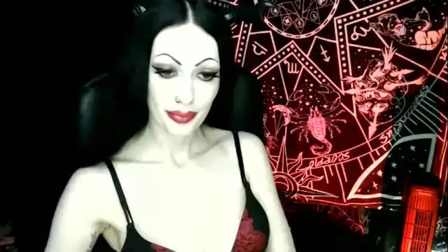 Image 8 of missmoondoll Stream on Chaturbate on 2 months ago