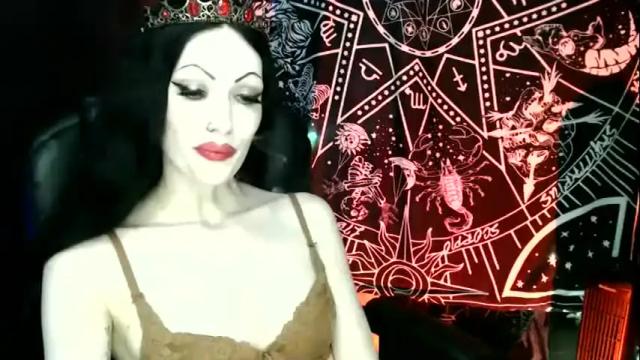 Image 12 of missmoondoll Stream on Chaturbate on 1 month ago