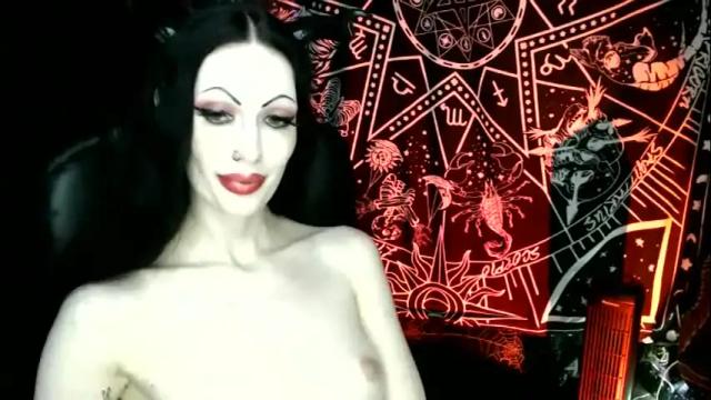 Image 8 of missmoondoll Stream on Chaturbate on 1 month ago