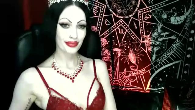 Image 4 of missmoondoll Stream on Chaturbate on 1 month ago