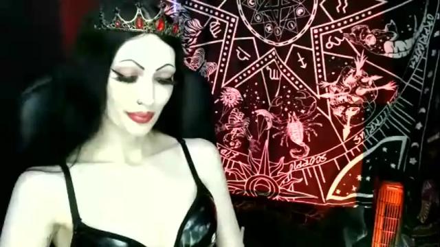 Image 8 of missmoondoll Stream on Chaturbate on 25 days ago