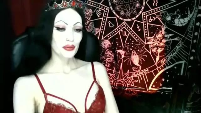 Image 11 of missmoondoll Stream on Chaturbate on 22 days ago