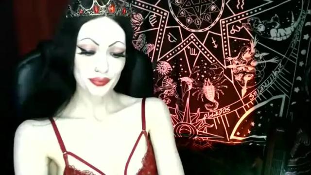 Image 12 of missmoondoll Stream on Chaturbate on 22 days ago