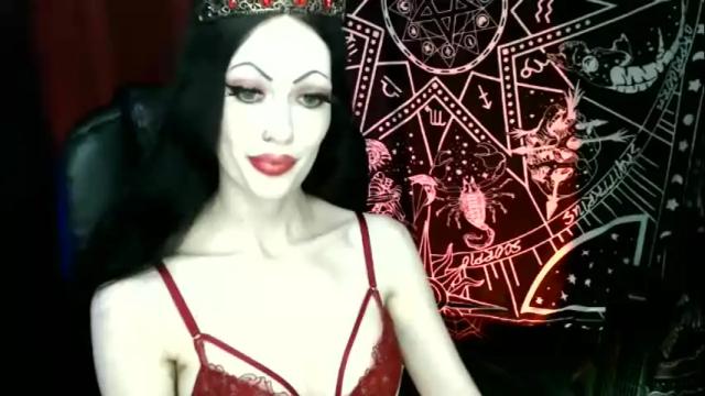 Image 3 of missmoondoll Stream on Chaturbate on 22 days ago