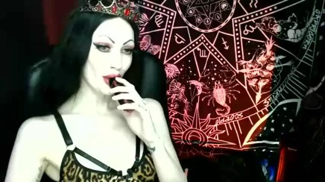 Image 11 of missmoondoll Stream on Chaturbate on 5 days ago