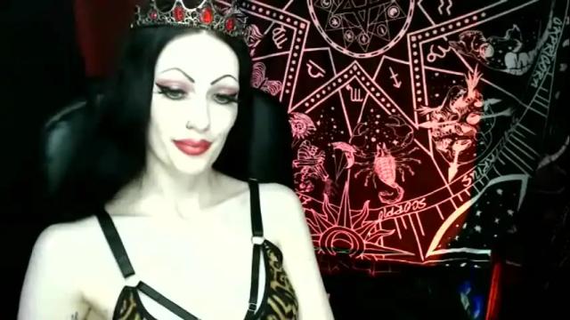 Image 3 of missmoondoll Stream on Chaturbate on 5 days ago