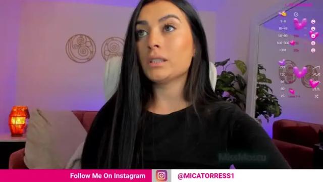 Image 6 of missmoscu Stream on Chaturbate on 18 months ago