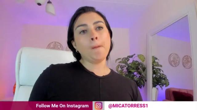 Image 7 of missmoscu Stream on Chaturbate on 18 months ago