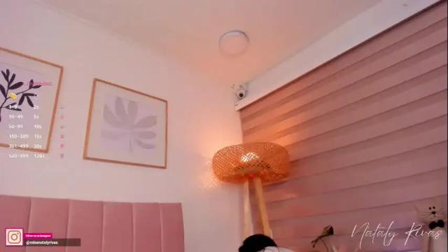 Image 2 of missnataly_ Stream on Chaturbate on 1 month ago