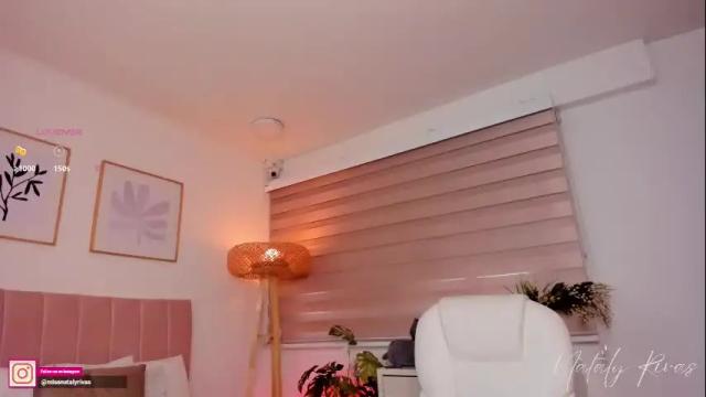 Image 3 of missnataly_ Stream on Chaturbate on 28 days ago