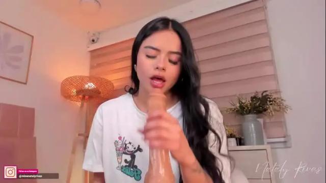 Image 6 of missnataly_ Stream on Chaturbate on 12 days ago