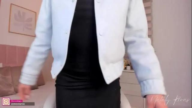 Image 3 of missnataly_ Stream on Chaturbate on 8 days ago