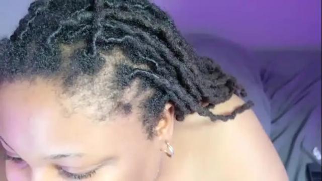 Image 12 of missnaughtiinaomi Stream on Chaturbate on 28 days ago