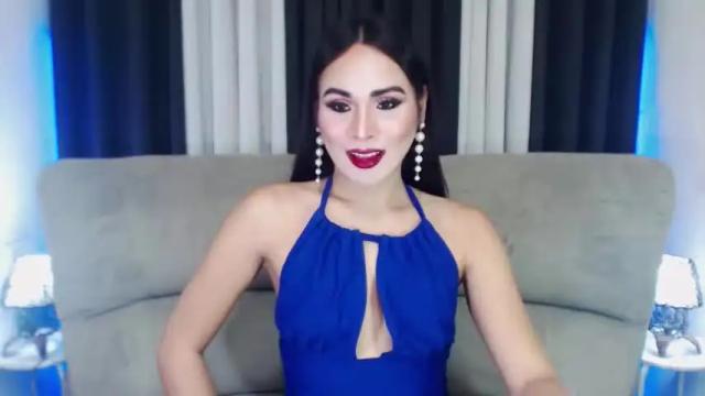 Image 3 of missoliviaontop Stream on Chaturbate on 15 months ago