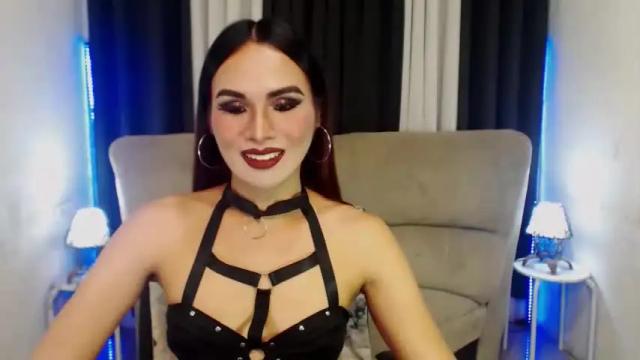 Image 11 of missoliviaontop Stream on Chaturbate on 14 months ago